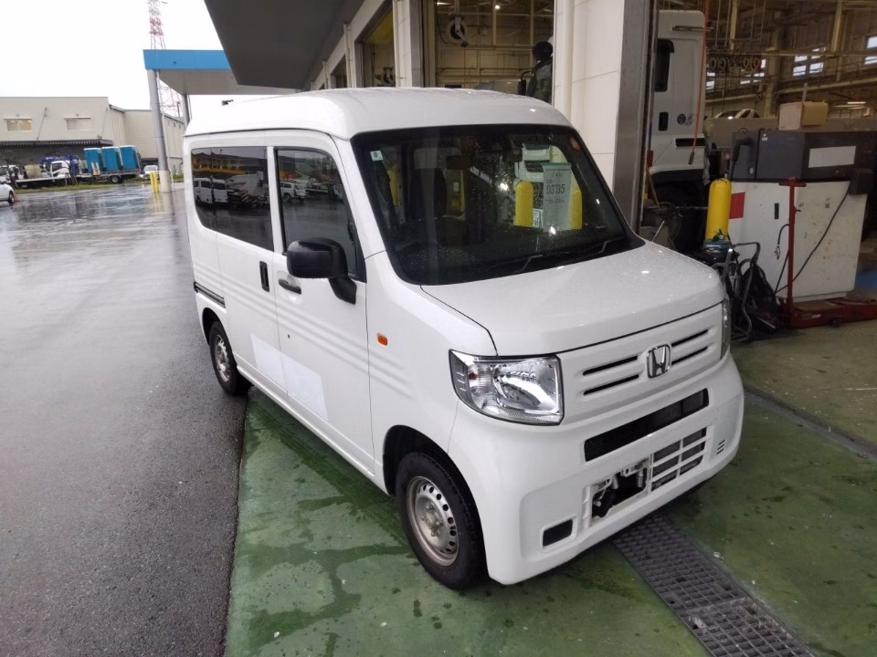 HONDA N-VAN