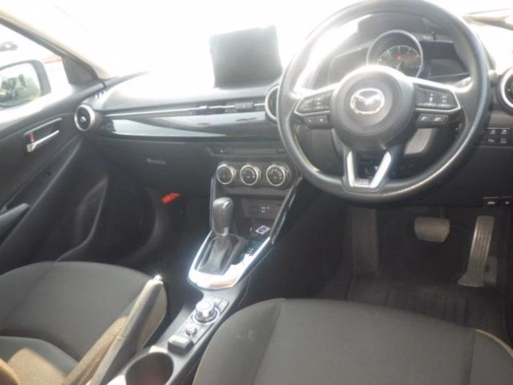 MAZDA MAZDA2