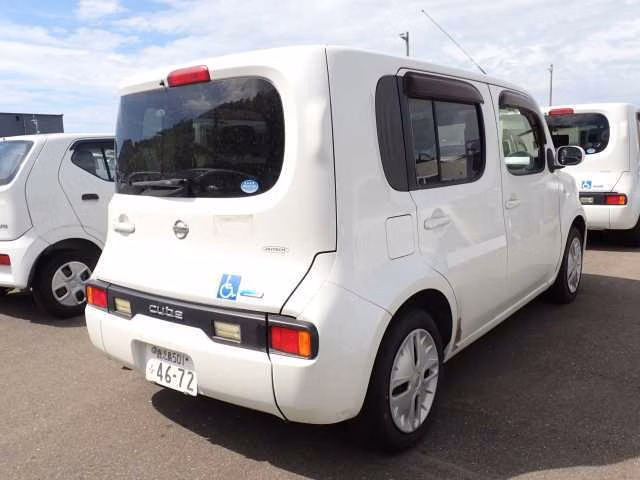 NISSAN CUBE