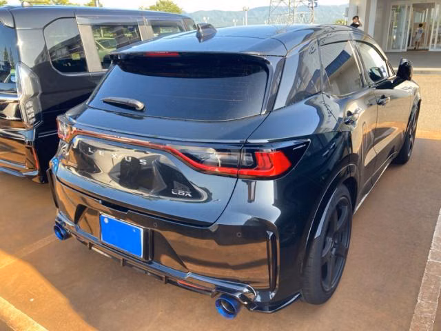 Lexus LBX