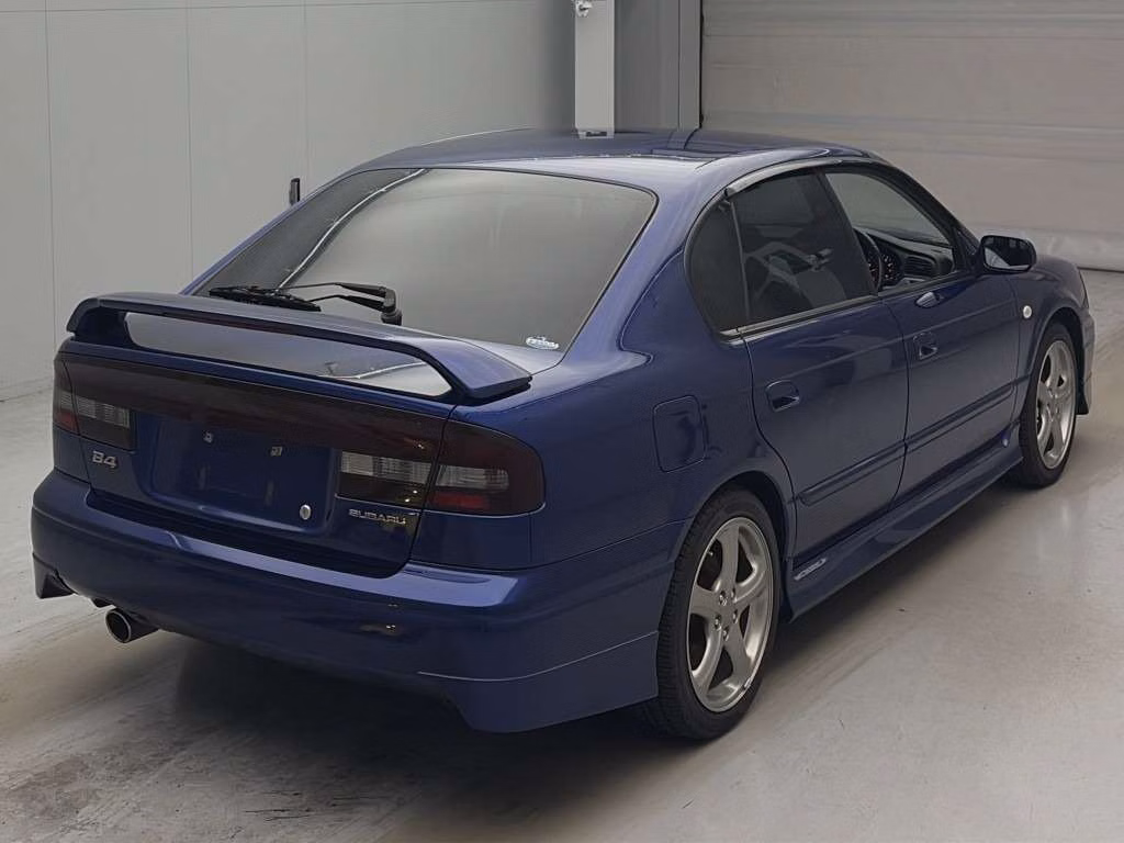 SUBARU LEGACY B4