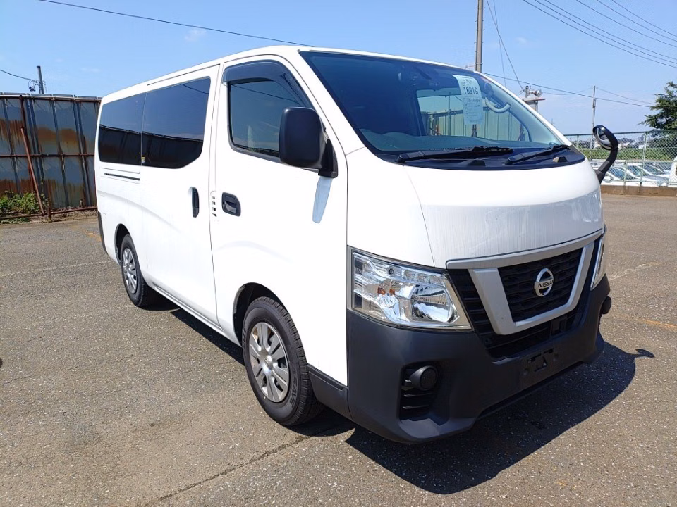 NISSAN NV350 CARAVAN