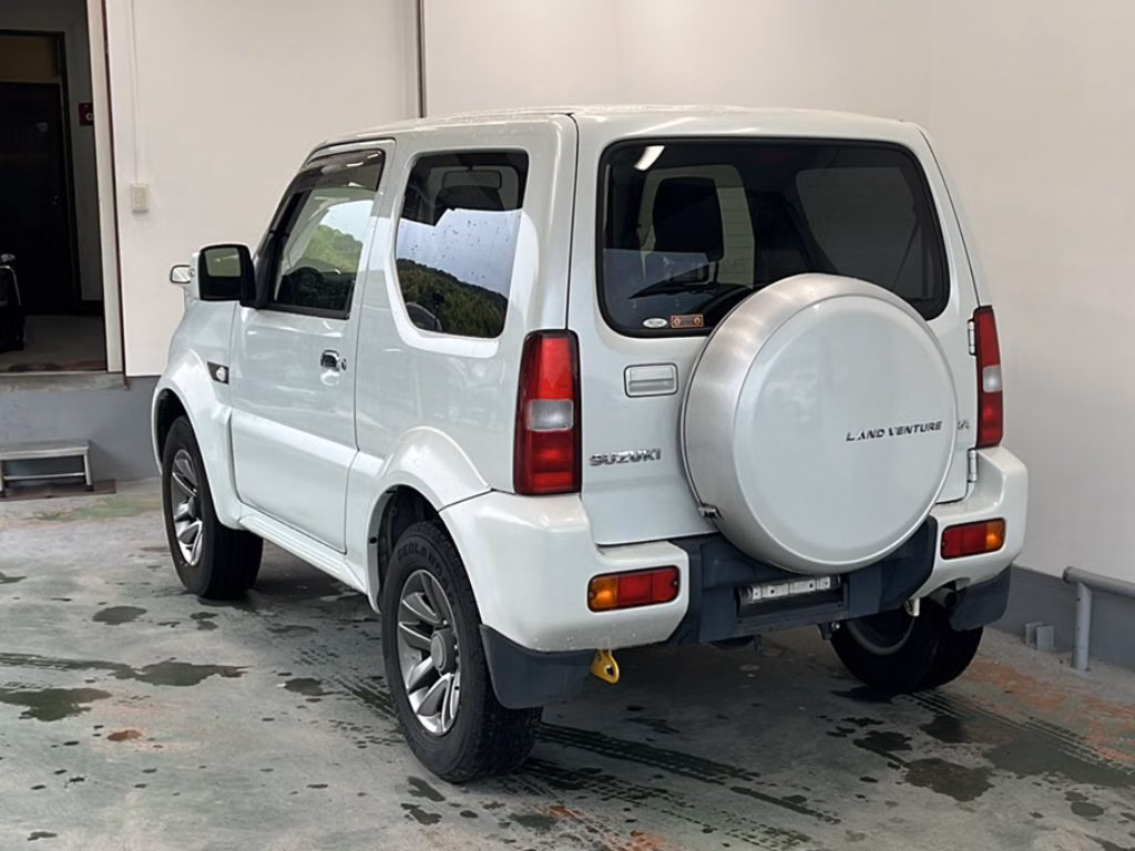 SUZUKI JIMNY SIERRA