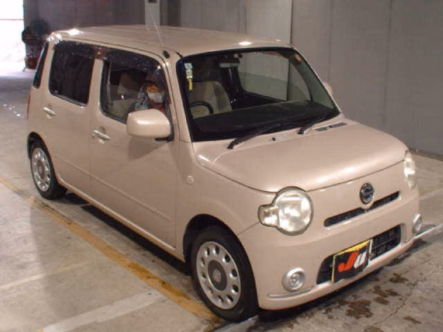 Daihatsu Mira Cocoa