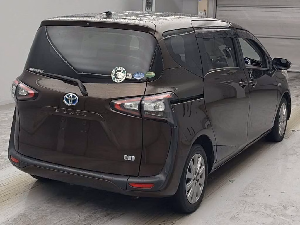 TOYOTA SIENTA