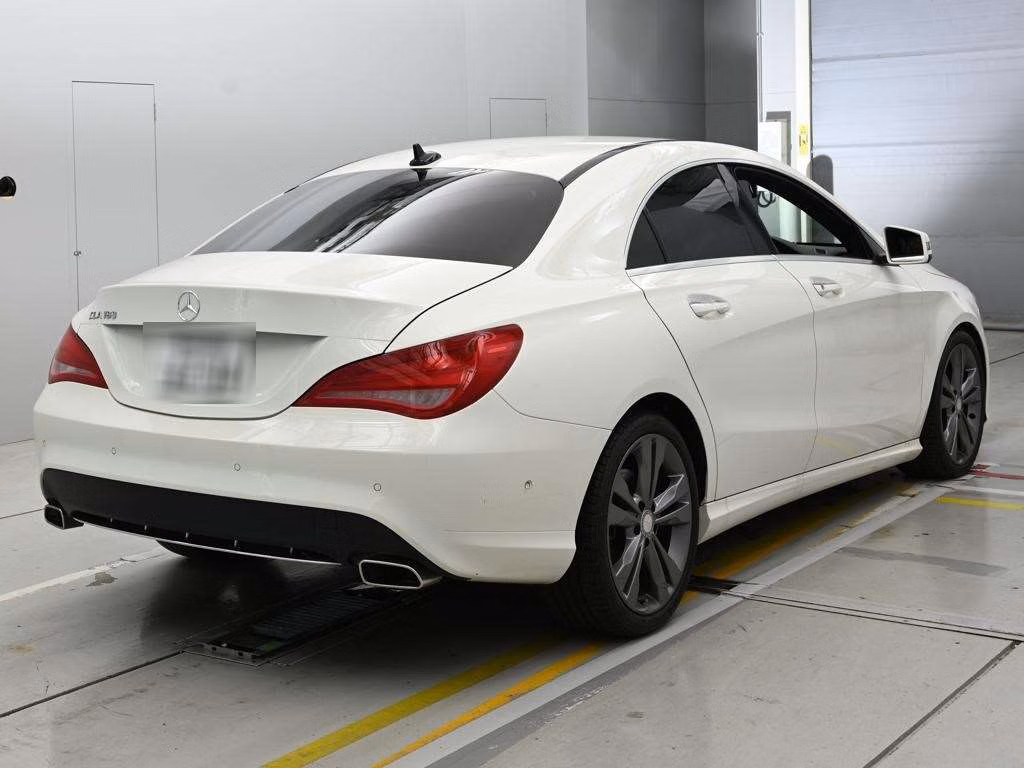 MERCEDES-BENZ CLA-CLASS