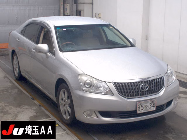 Toyota Crown Majesta