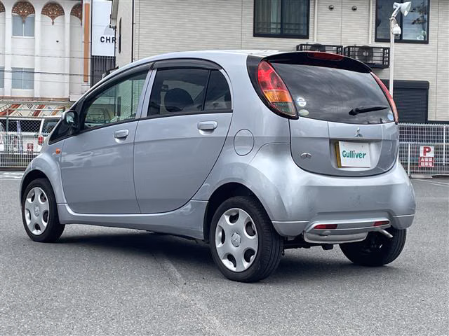 MITSUBISHI I