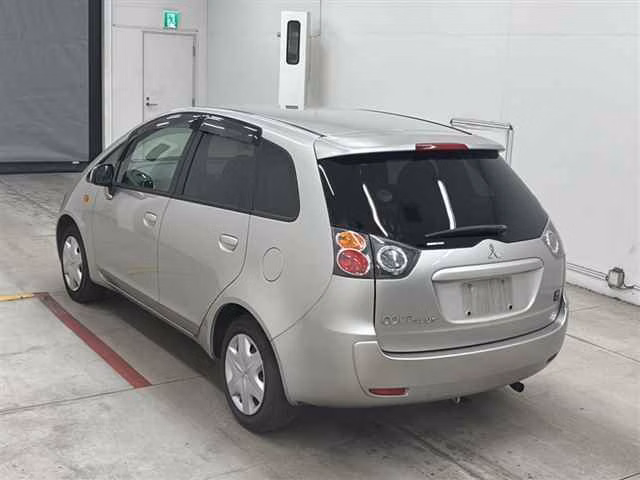 MITSUBISHI COLT PLUS