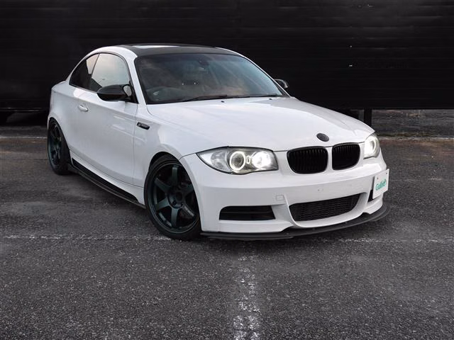 BMW 1-SERIES