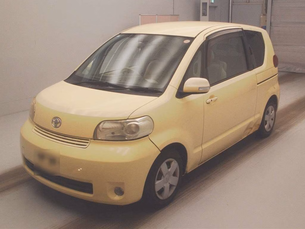 TOYOTA PORTE