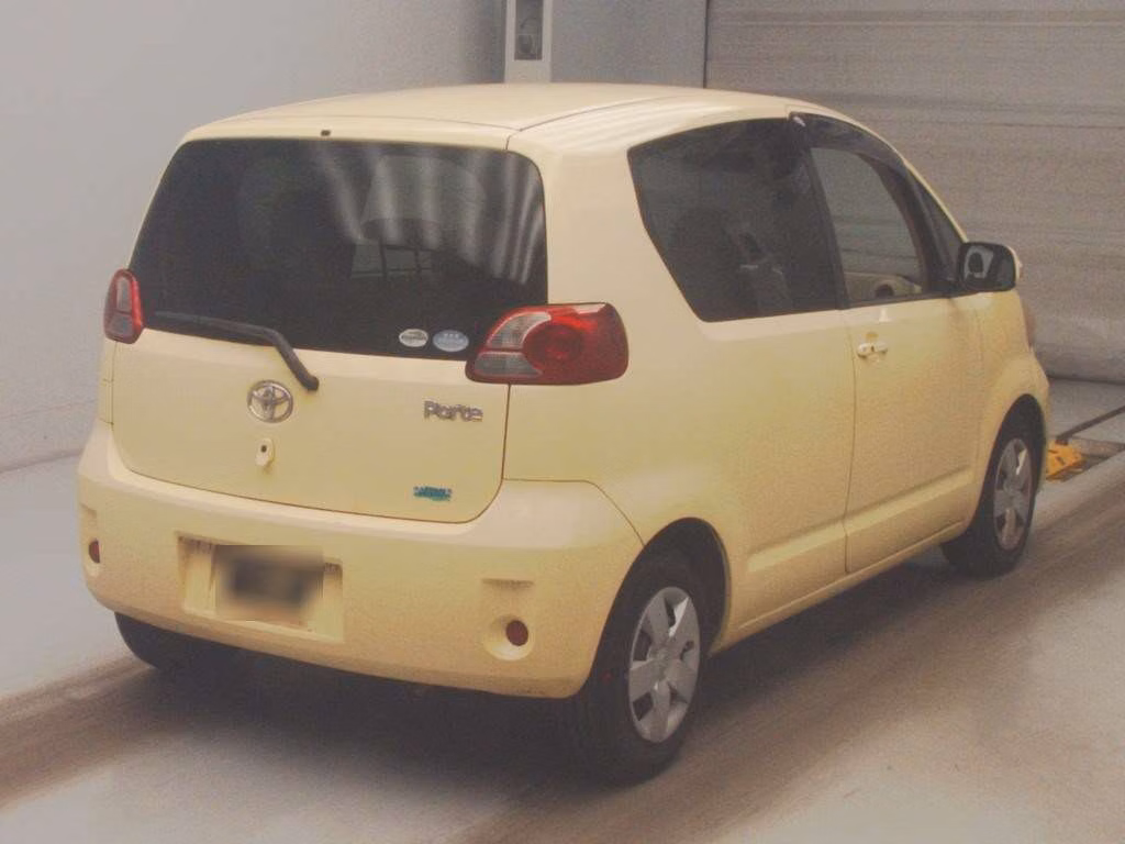 TOYOTA PORTE