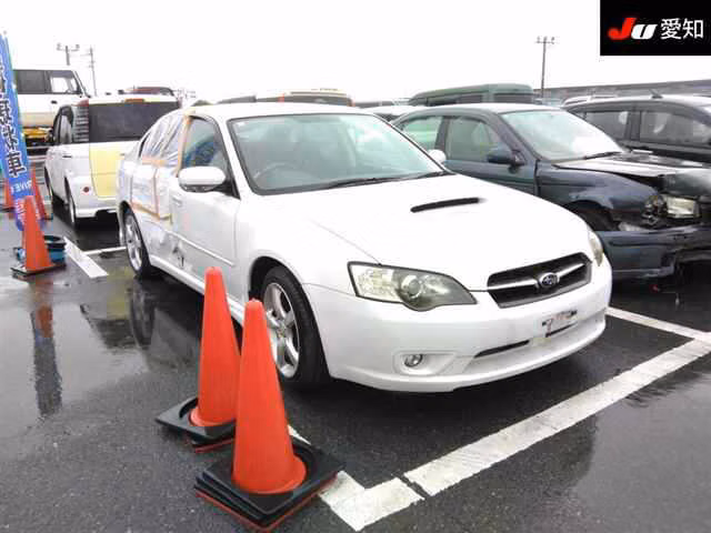 SUBARU LEGACY B4