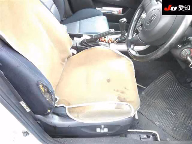 SUBARU LEGACY B4
