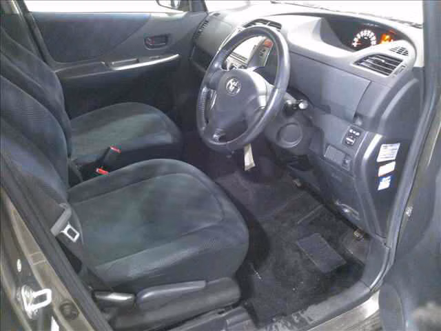 TOYOTA RACTIS