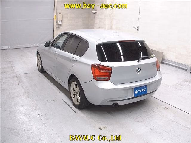 BMW 1-SERIES