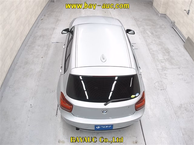 BMW 1-SERIES