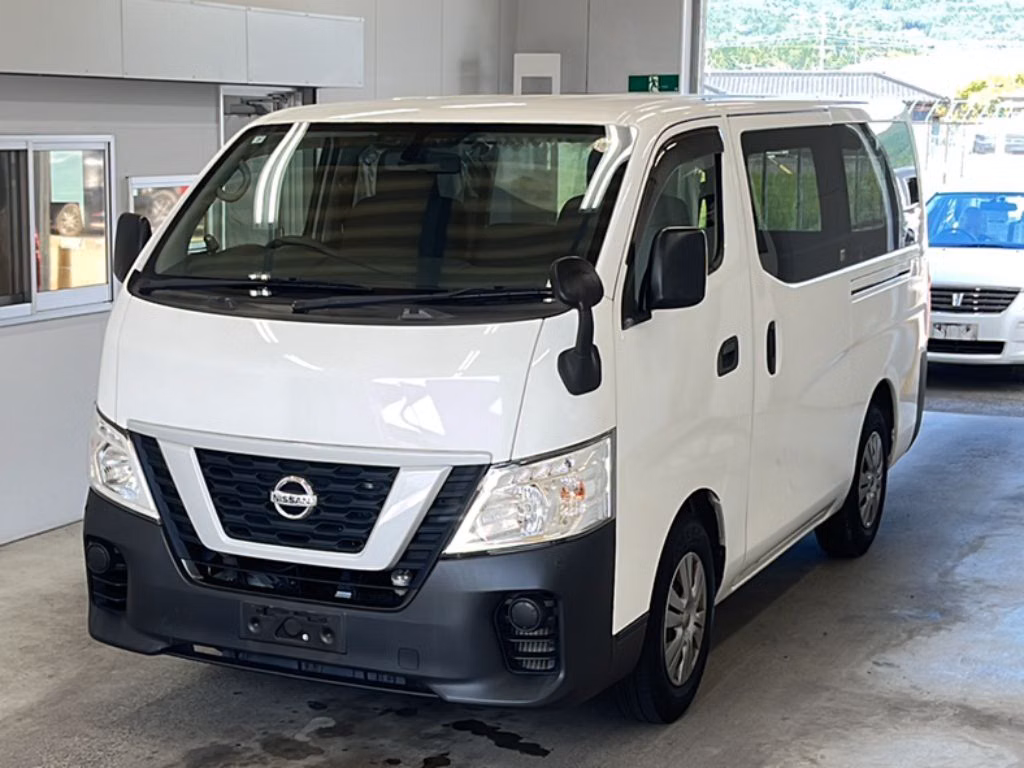 NISSAN NV350 CARAVAN