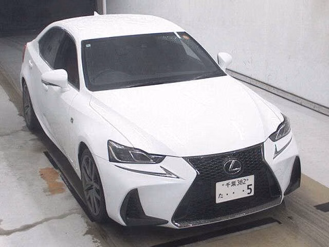 LEXUS IS300
