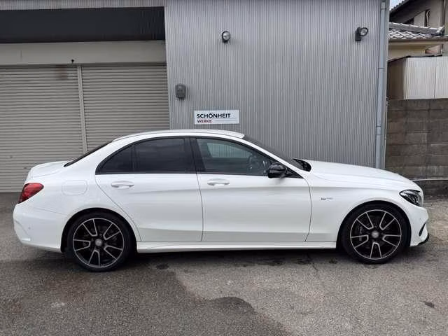 MERCEDES-BENZ C-CLASS