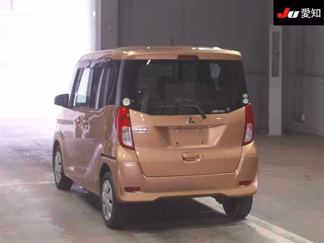 MITSUBISHI EK SPACE