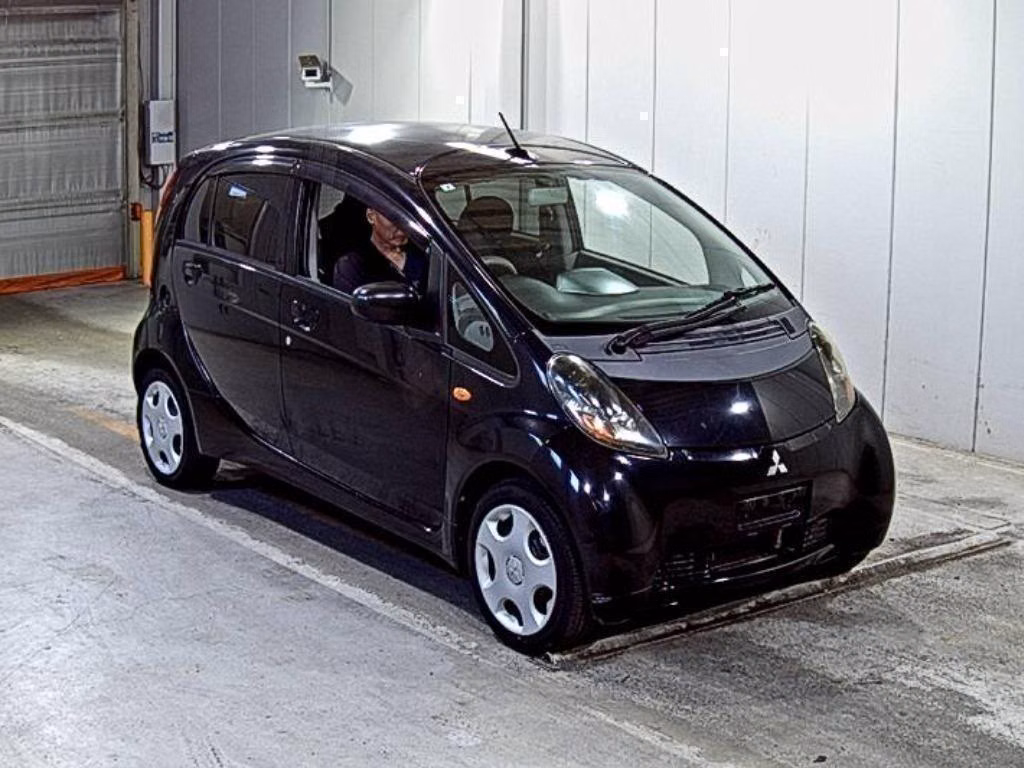MITSUBISHI I