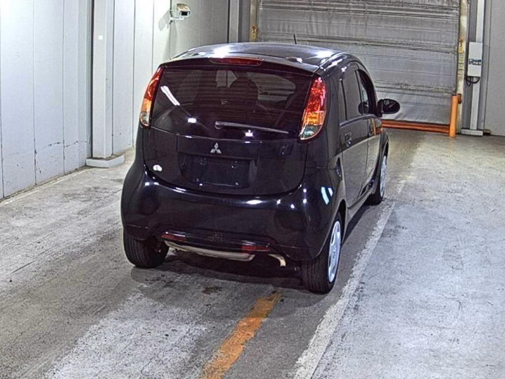 MITSUBISHI I