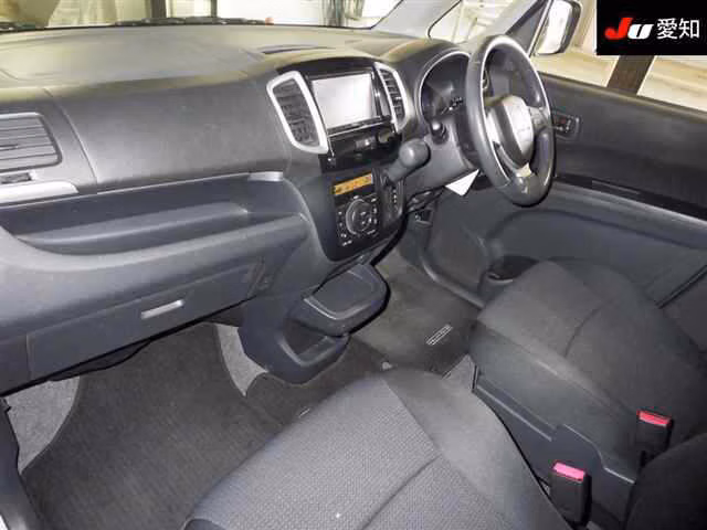 MITSUBISHI DELICA D:2