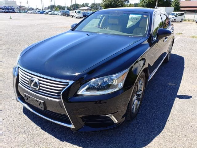 Lexus LS460