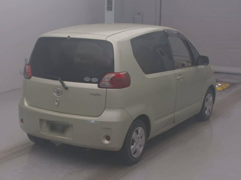 TOYOTA PORTE