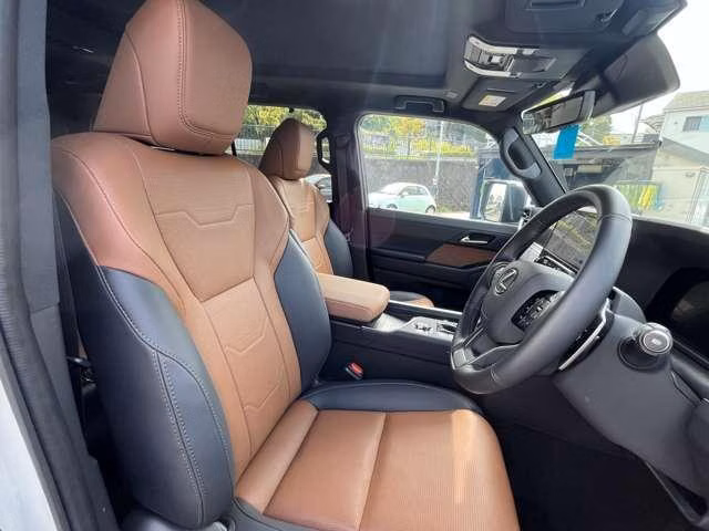 Lexus GX550