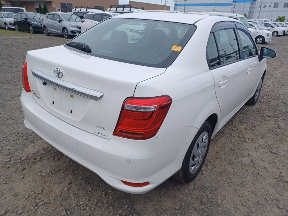 TOYOTA COROLLA AXIO