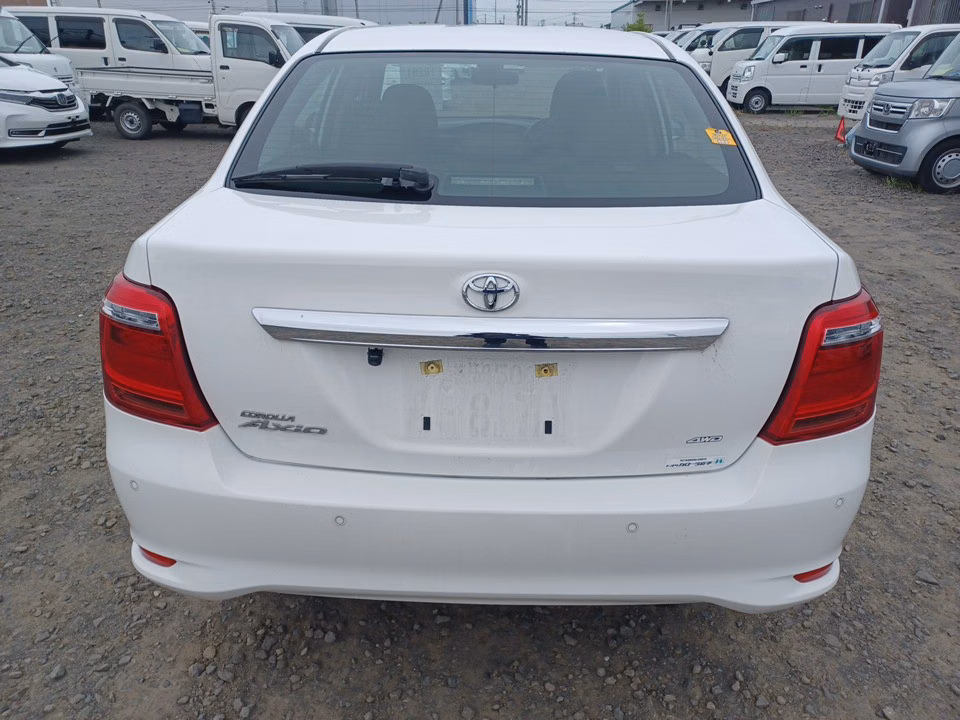 TOYOTA COROLLA AXIO