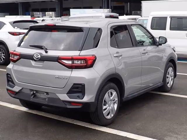 DAIHATSU ROCKY