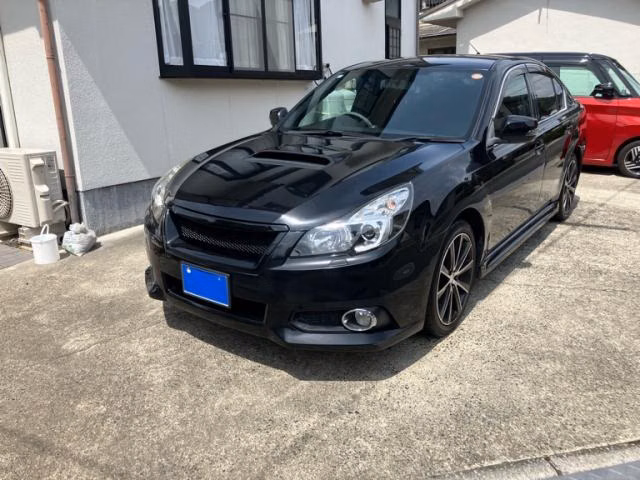 SUBARU LEGACY B4