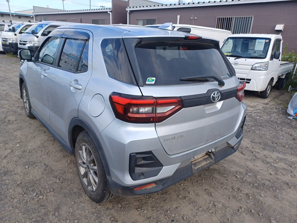 TOYOTA RAIZE