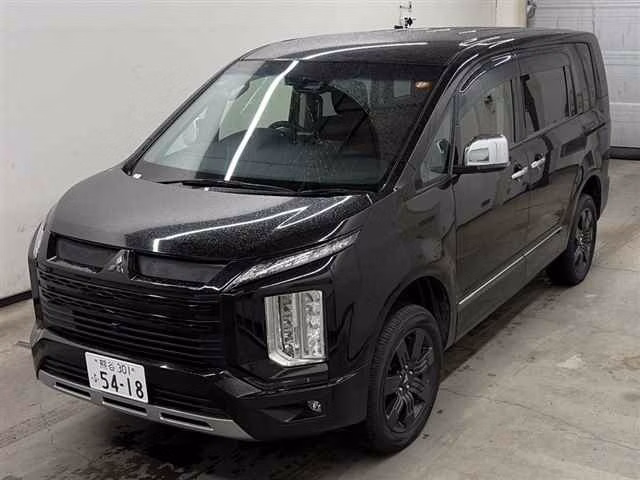 MITSUBISHI DELICA D:5