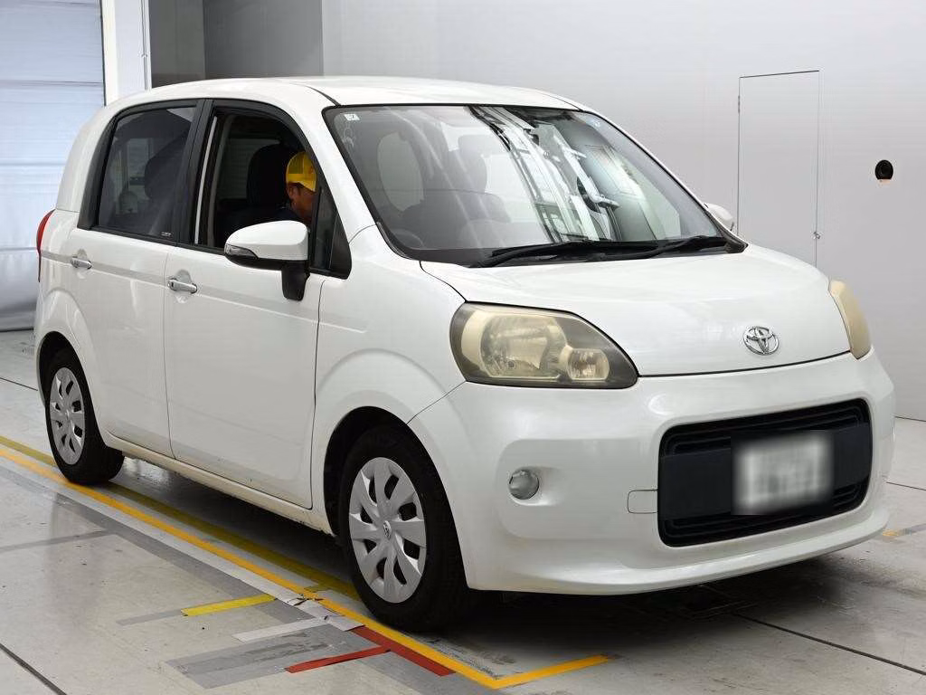 TOYOTA PORTE