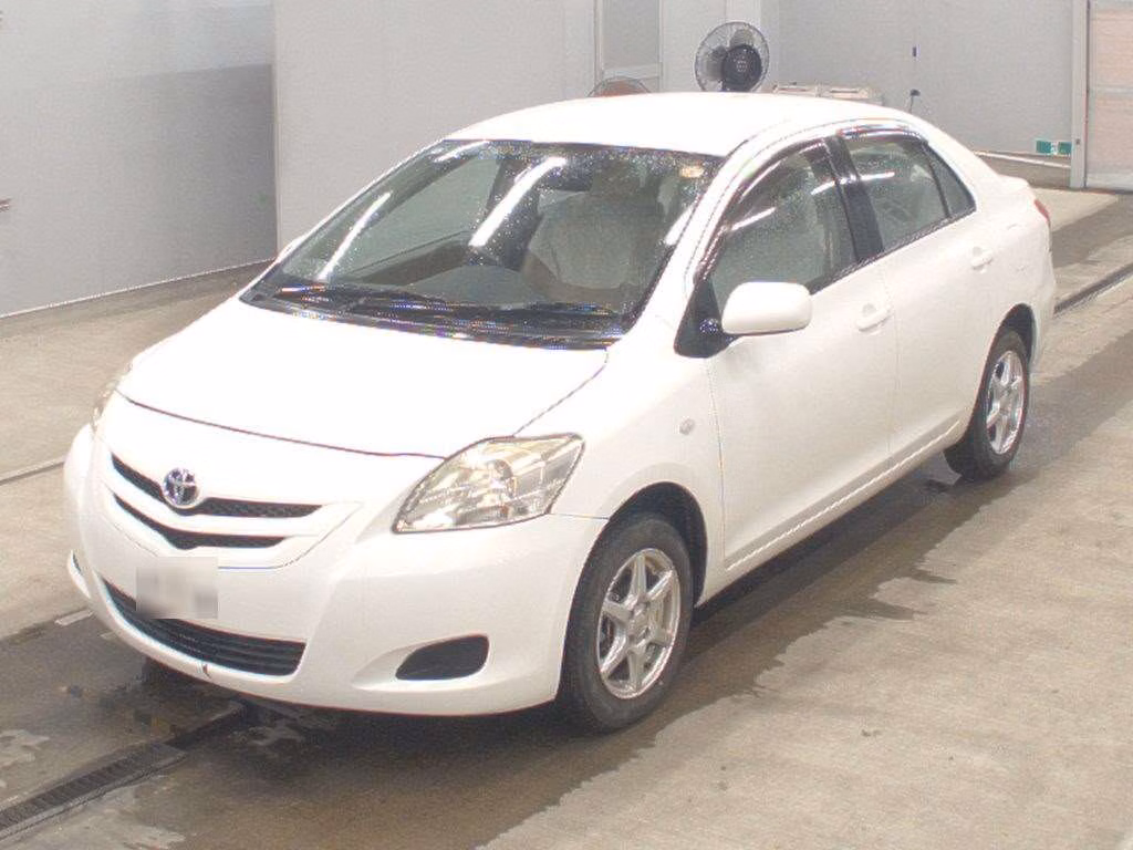 TOYOTA BELTA