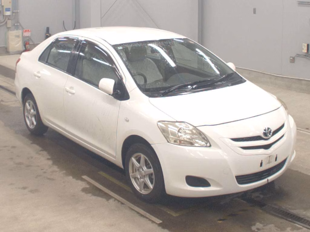 TOYOTA BELTA