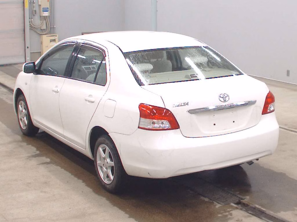TOYOTA BELTA