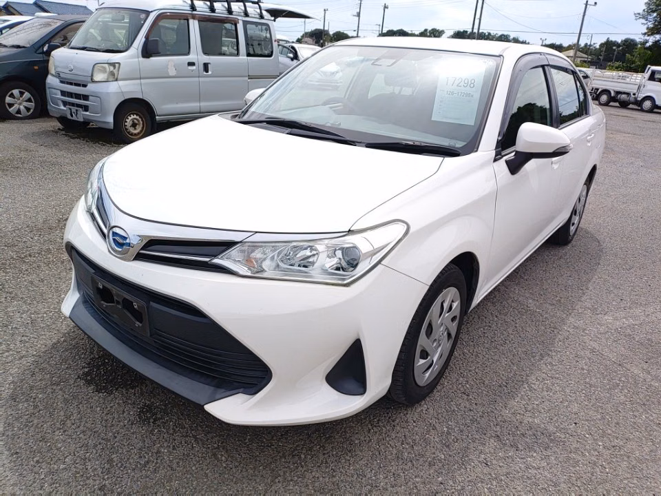 TOYOTA COROLLA AXIO