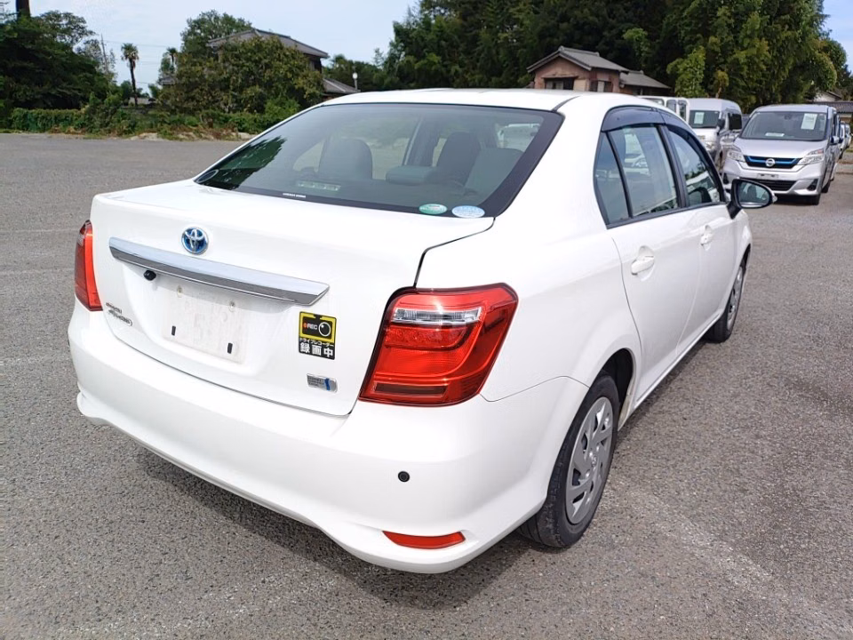 TOYOTA COROLLA AXIO