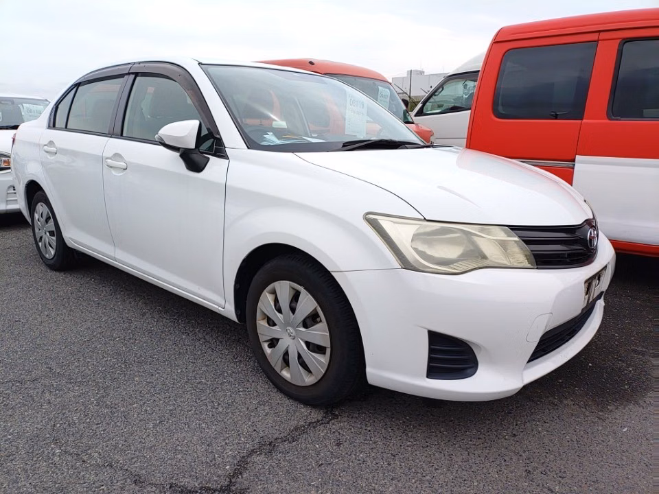 TOYOTA COROLLA AXIO