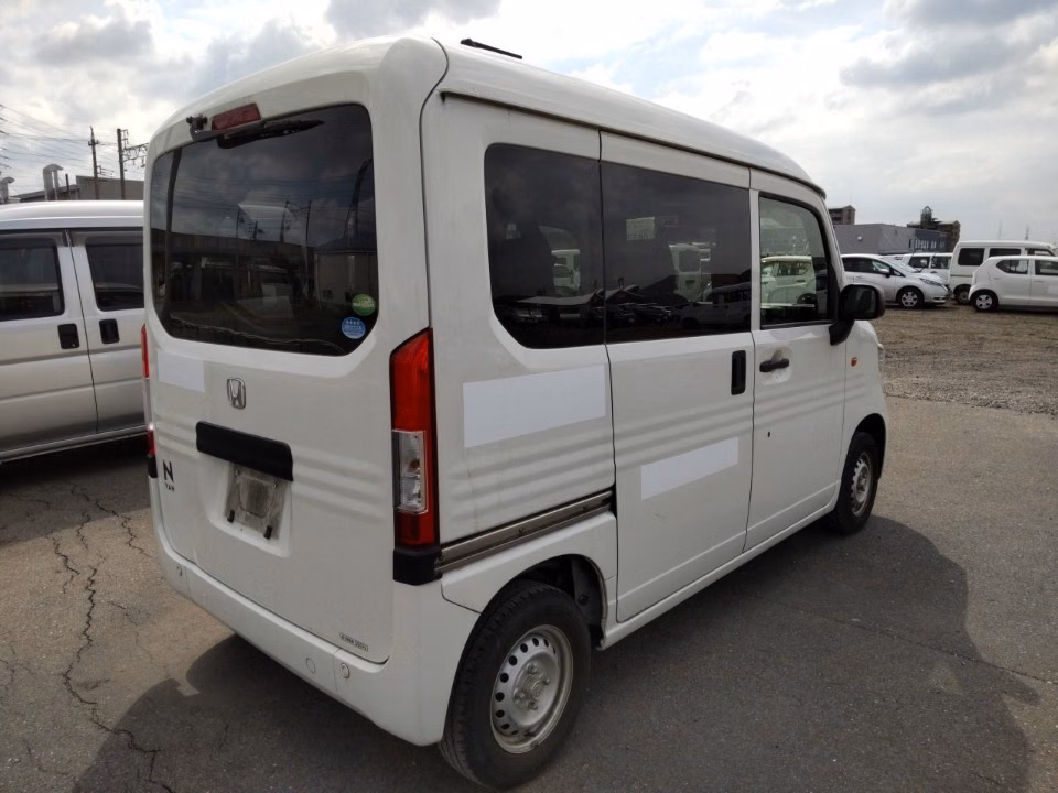 HONDA N-VAN