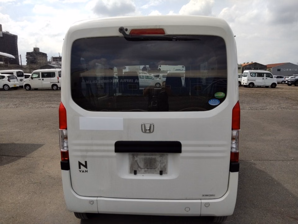 HONDA N-VAN