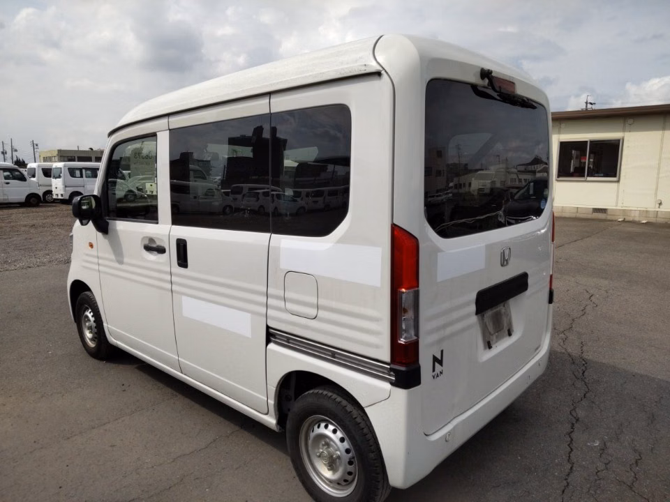 HONDA N-VAN
