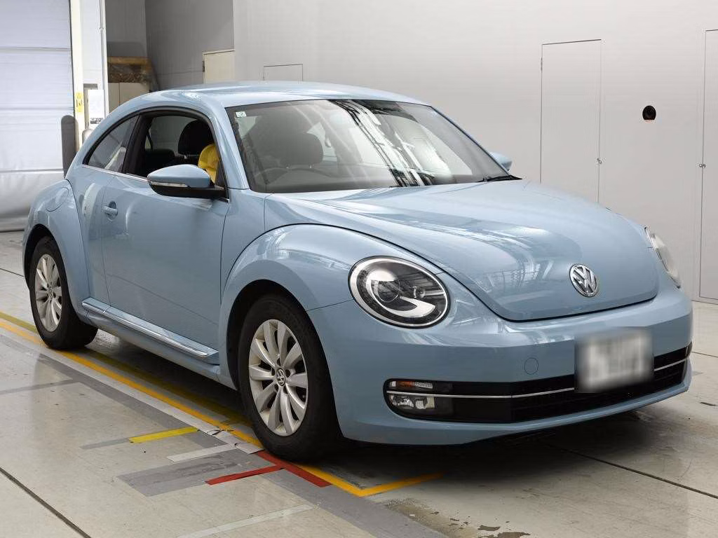 VOLKSWAGEN BEETLE