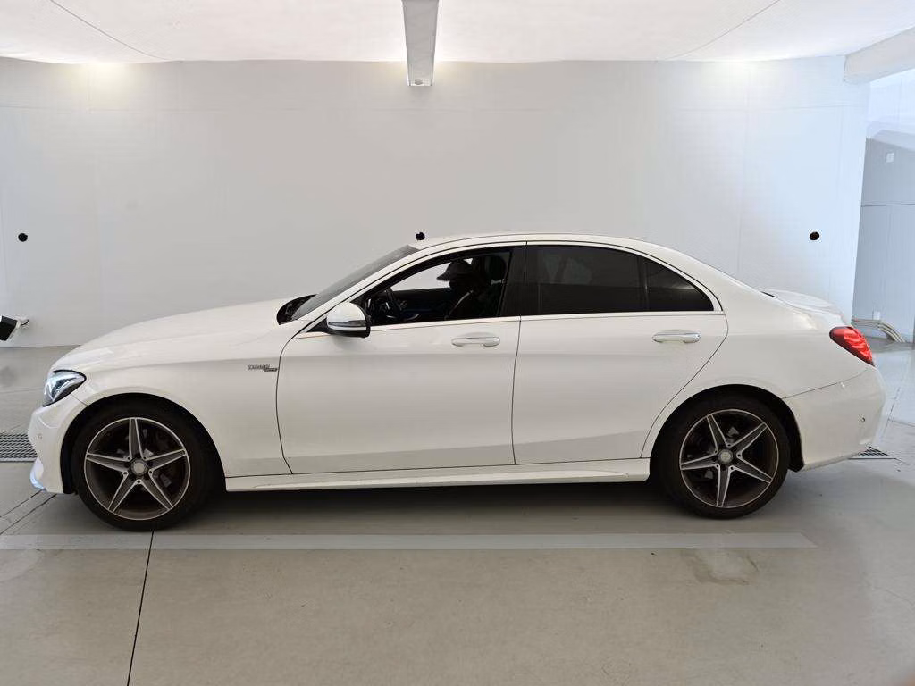 MERCEDES-BENZ C-CLASS