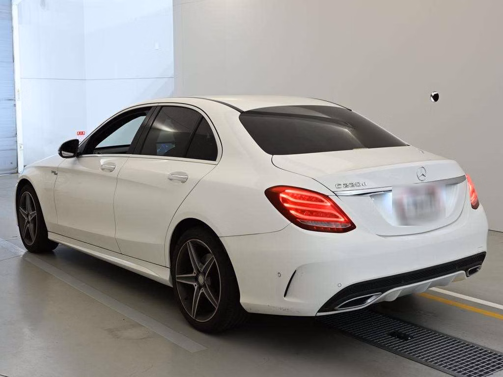 MERCEDES-BENZ C-CLASS